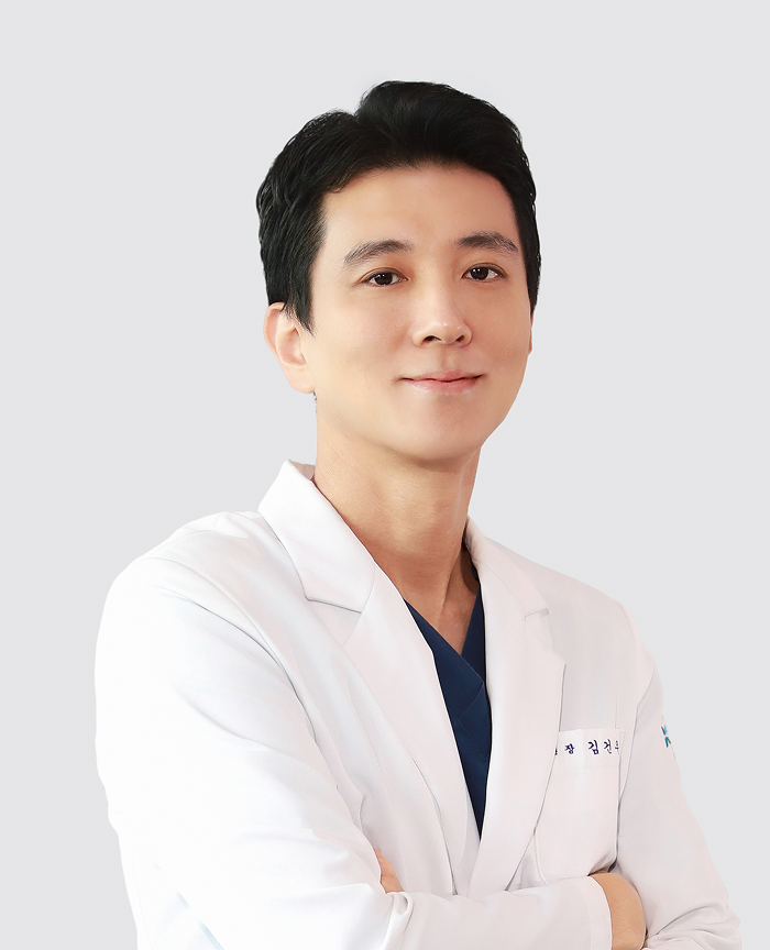 민트병원 김건우 대표원장